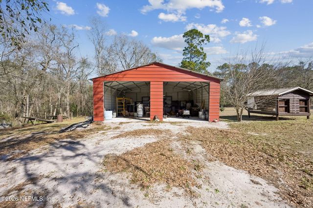 4564 CRAZY HORSE Avenue B, Middleburg, FL 32068