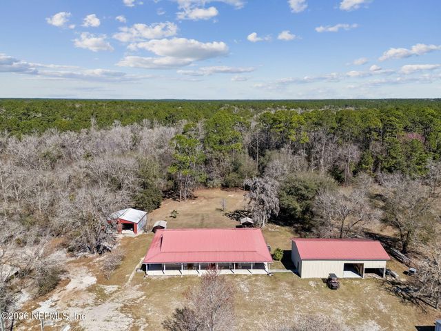 4564 CRAZY HORSE Avenue B, Middleburg, FL 32068