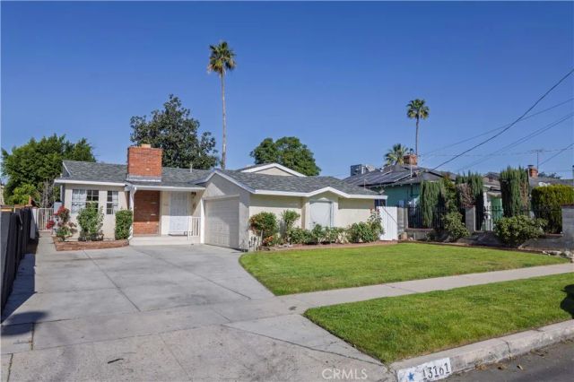 13161 Kelowna Street, Pacoima, CA 91331