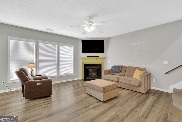203 Quince Road, Canton, GA 30114