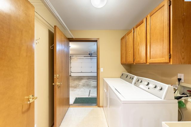 3534 S Huntington Loop, Kennewick, WA 99337