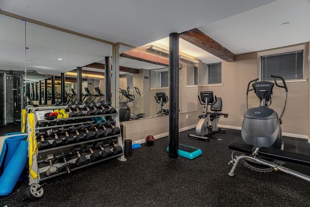 48 Water St 405, Worcester, MA 01604