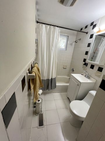 17 Bay St 1R, Cambridge, MA 02139