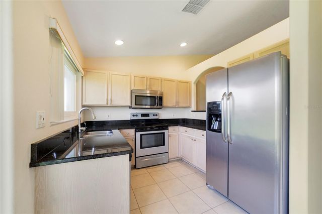 2824 OSPREY COVE PLACE 202, Kissimmee, FL 34746