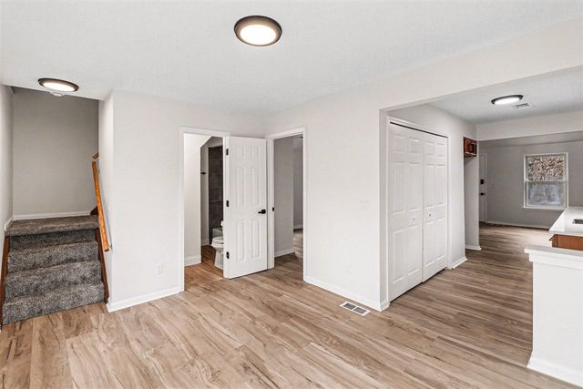 278 E Peterson Drive, Brighton, MI 48114