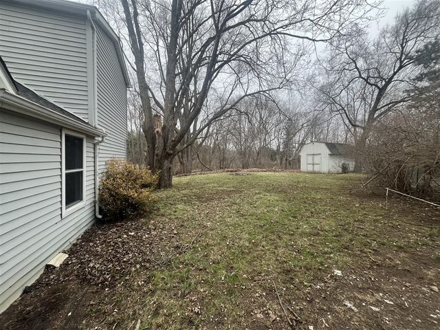 278 E Peterson Drive, Brighton, MI 48114