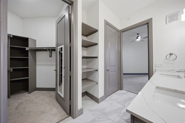 2700 Old Denton Road 4450, Carrollton, TX 75007