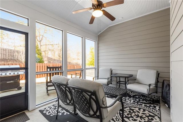 512 Margaret Lane, Woodstock, GA 30188