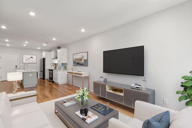 267 Old Colony 311, Boston, MA 02127