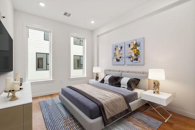 267 Old Colony 311, Boston, MA 02127