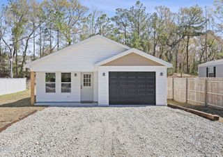 3660 Lakeview Drive SW, Supply, NC 28462