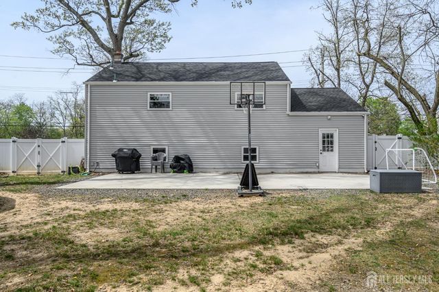 24 Half Acre Road, Jamesburg, NJ 08831