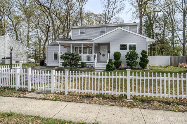 24 Half Acre Road, Jamesburg, NJ 08831