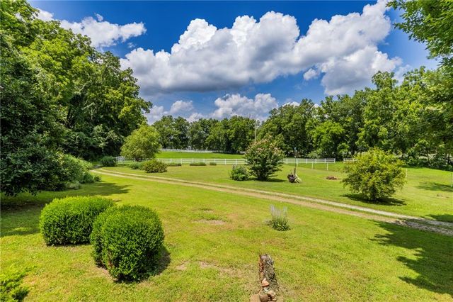 17339 W Highway 102, Decatur, AR 72722