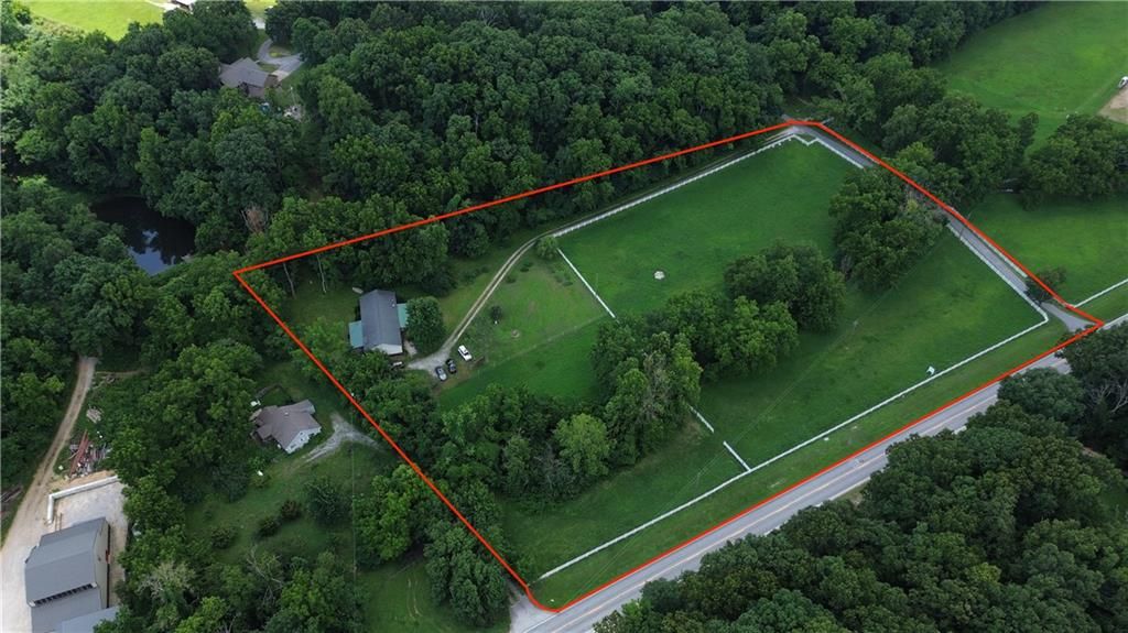 17339 W Highway 102, Decatur, AR 72722