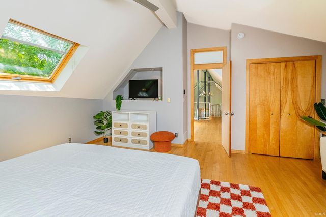 612 N Kerry Drive, Bloomington, IN 47408