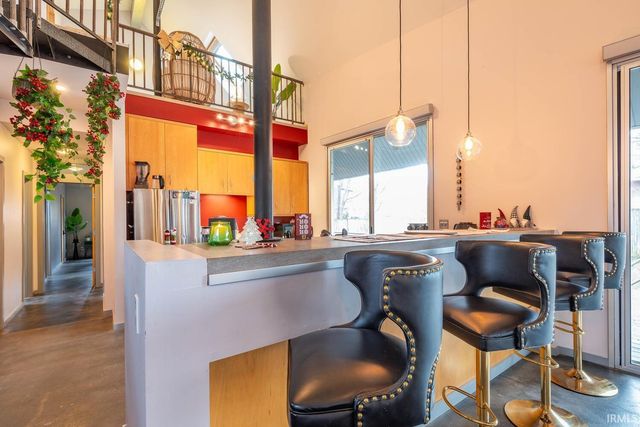 612 N Kerry Drive, Bloomington, IN 47408