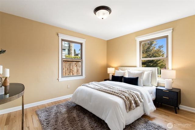 8106 Stone Avenue N, Seattle, WA 98103