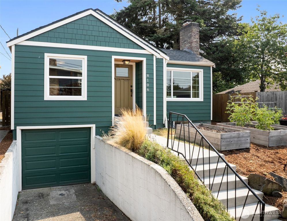 8106 Stone Avenue N, Seattle, WA 98103