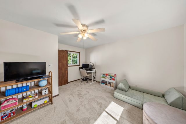 6001 Snyder Avenue, Des Moines, IA 50322