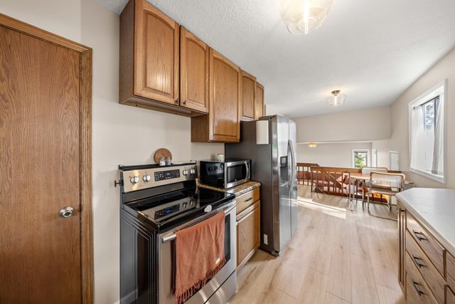 6001 Snyder Avenue, Des Moines, IA 50322