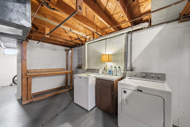 6001 Snyder Avenue, Des Moines, IA 50322