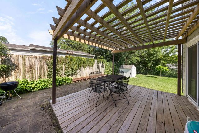 6001 Snyder Avenue, Des Moines, IA 50322