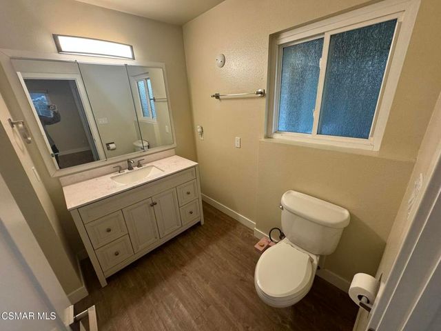 2049 Sebring Street B, Simi Valley, CA 93065