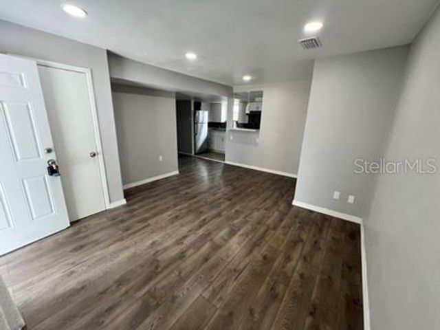 5750 10TH STREET N, St Petersburg, FL 33703