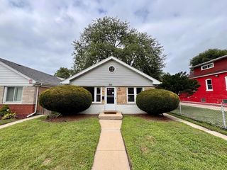 310 155th Place, Calumet City, IL 60409