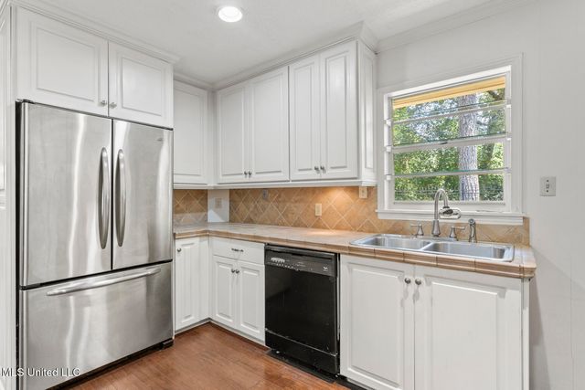 4606 Nottingham Road, Jackson, MS 39211