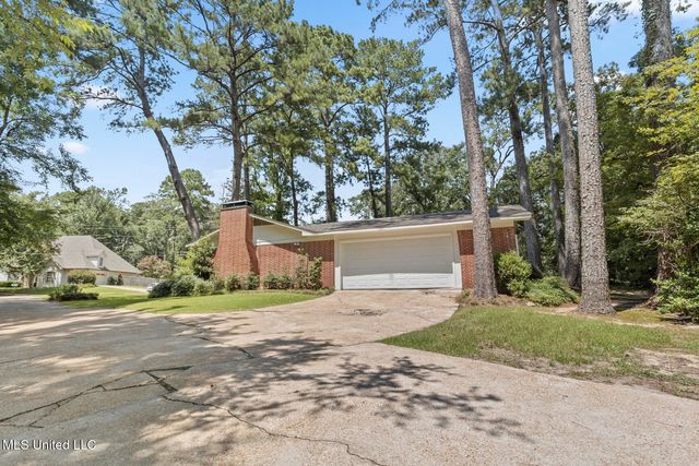 4606 Nottingham Road, Jackson, MS 39211