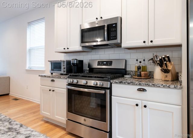 512 Midland Boulevard, Royal Oak, MI 48073