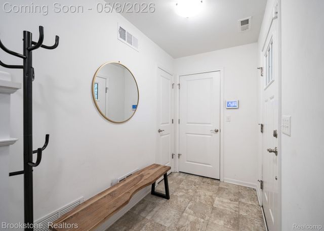 512 Midland Boulevard, Royal Oak, MI 48073