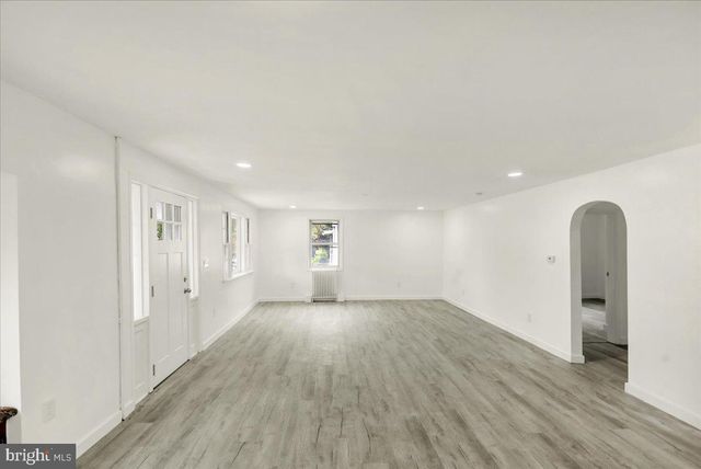 105 GIBRALTAR RD, Reading, PA 19606