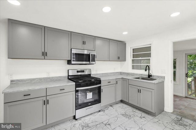 105 GIBRALTAR RD, Reading, PA 19606