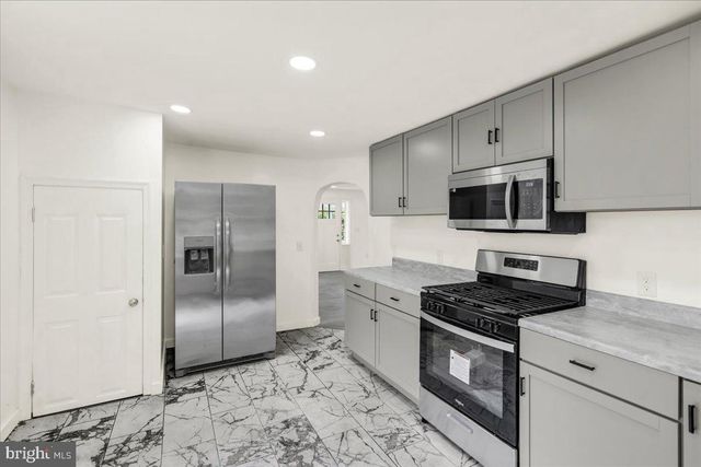 105 GIBRALTAR RD, Reading, PA 19606