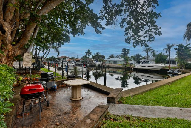 391 SE 19th Avenue SE 7, Pompano Beach, FL 33060