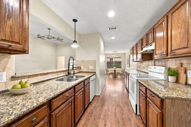 12902 Sandri Lane, Houston, TX 77077