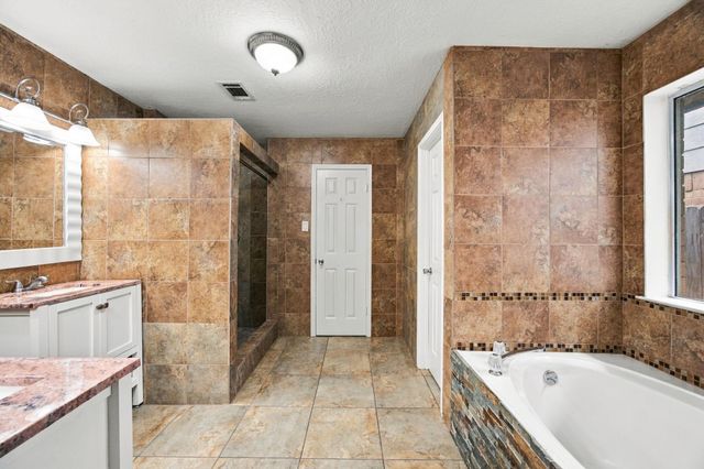 12902 Sandri Lane, Houston, TX 77077