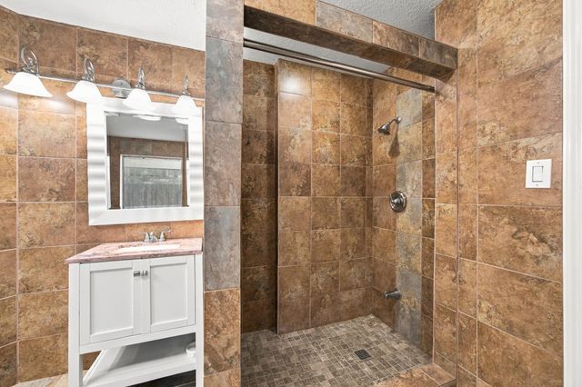 12902 Sandri Lane, Houston, TX 77077
