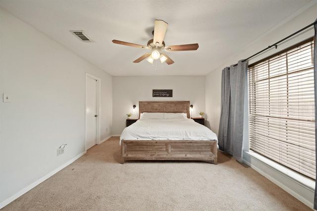 1406 Bayou Glen Drive, La Porte, TX 77571