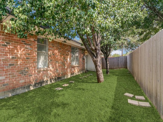 980 Meadow Circle S, Keller, TX 76248