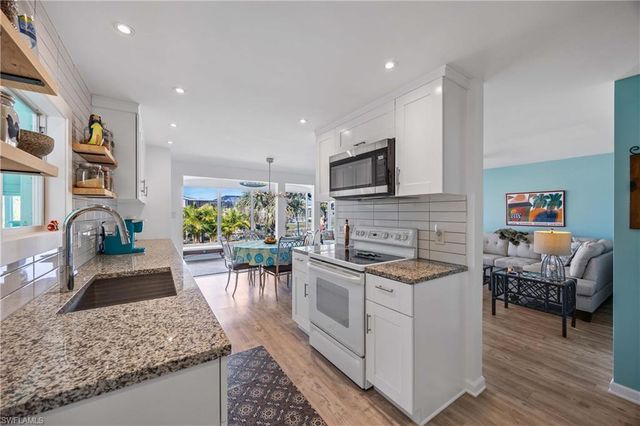 216 Rookery RD, Naples, FL 34114