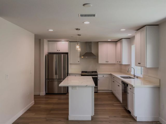 2812 C Avenue, National City, CA 91950
