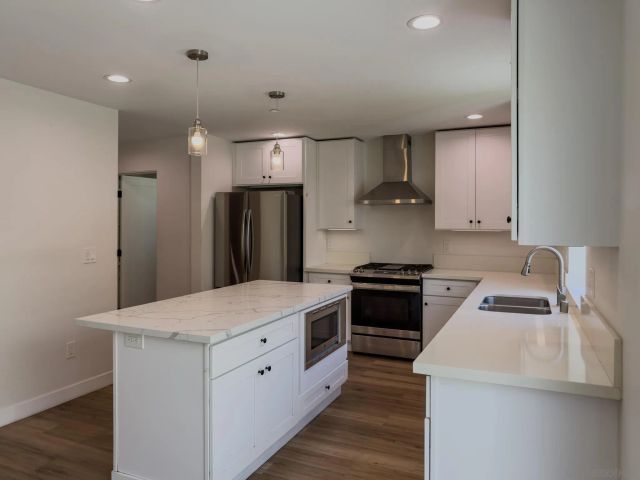 2812 C Avenue, National City, CA 91950