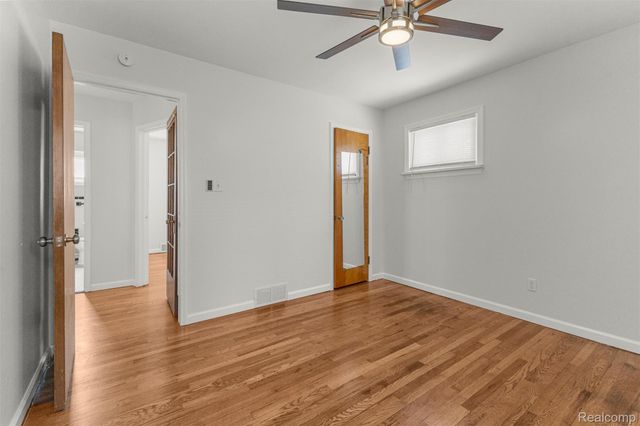 4142 Gertrude Street, Dearborn Heights, MI 48125