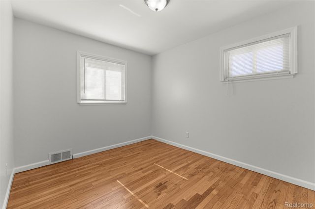 4142 Gertrude Street, Dearborn Heights, MI 48125