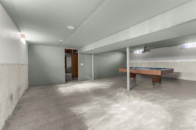 4142 Gertrude Street, Dearborn Heights, MI 48125