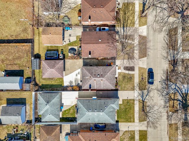 4142 Gertrude Street, Dearborn Heights, MI 48125